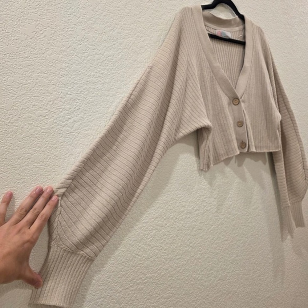 Free People FP Beach Ribbed Cropped Cardigan Sweater Beige Large Balloon Sleeve - Picture 3 of 12